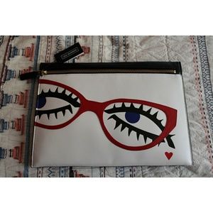 Archive eyes naomi clutch